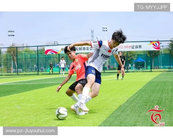 《足球小哥精彩回顾全程节目单 精彩瞬间尽在其中》